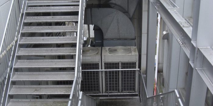 室外機の交換